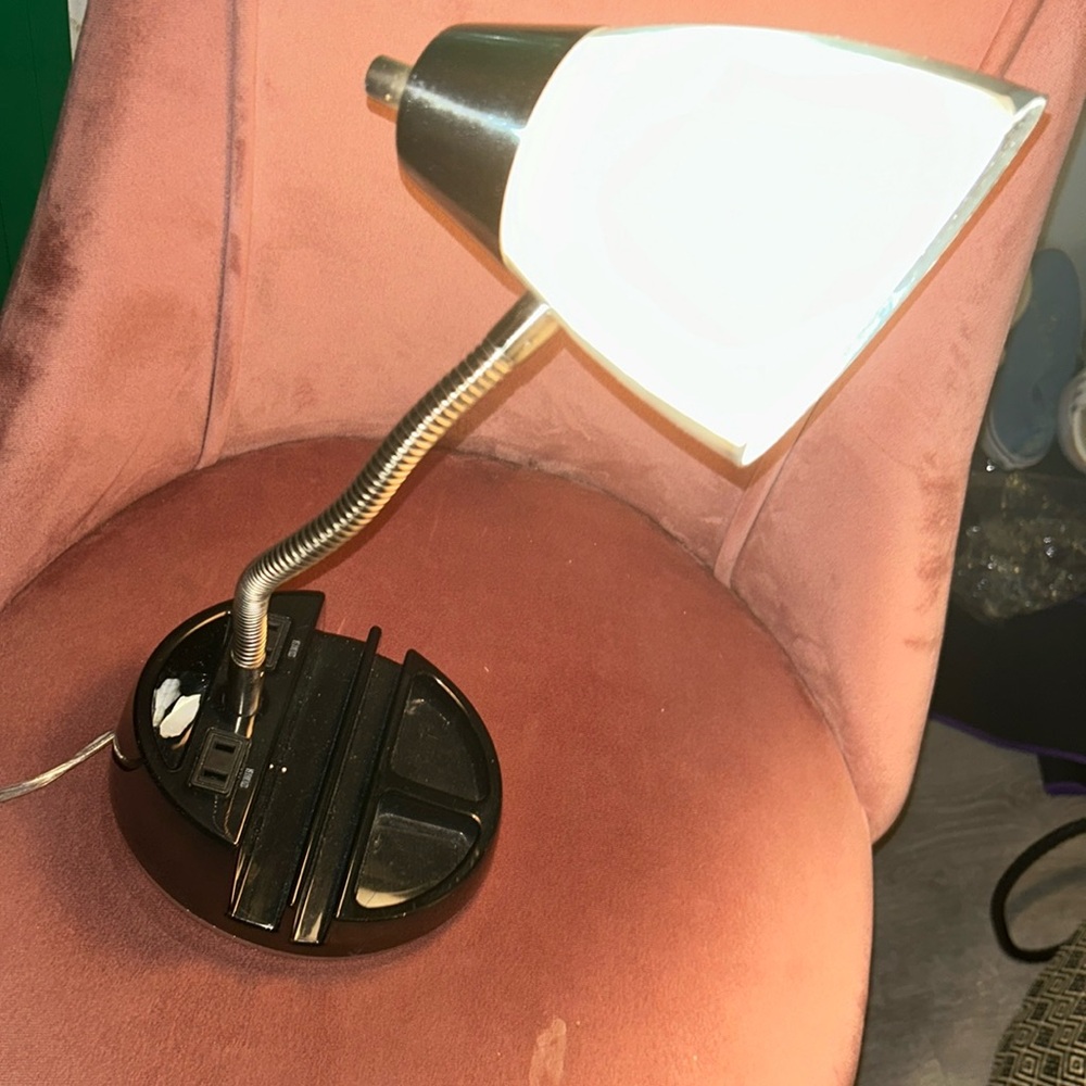 Gooseneck organizer Desk Lamp W TWO OUTLETS!